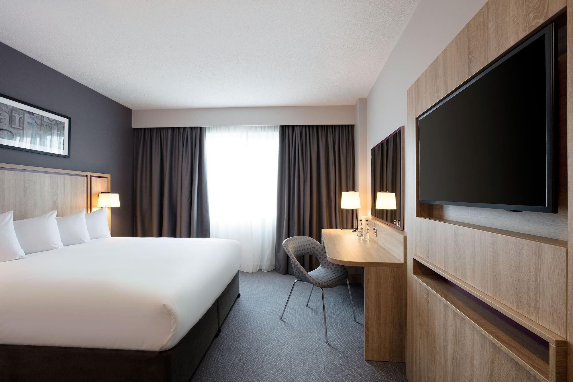 Leonardo Hotel London Watford Уотфорд Экстерьер фото