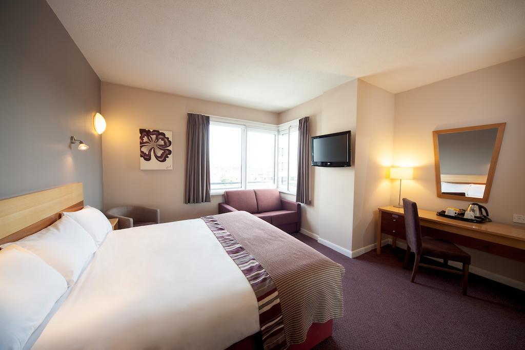 Leonardo Hotel London Watford Уотфорд Экстерьер фото
