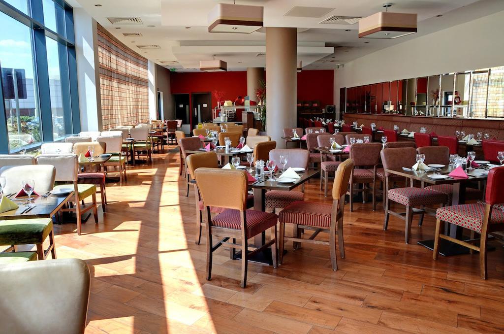 Leonardo Hotel London Watford Уотфорд Экстерьер фото