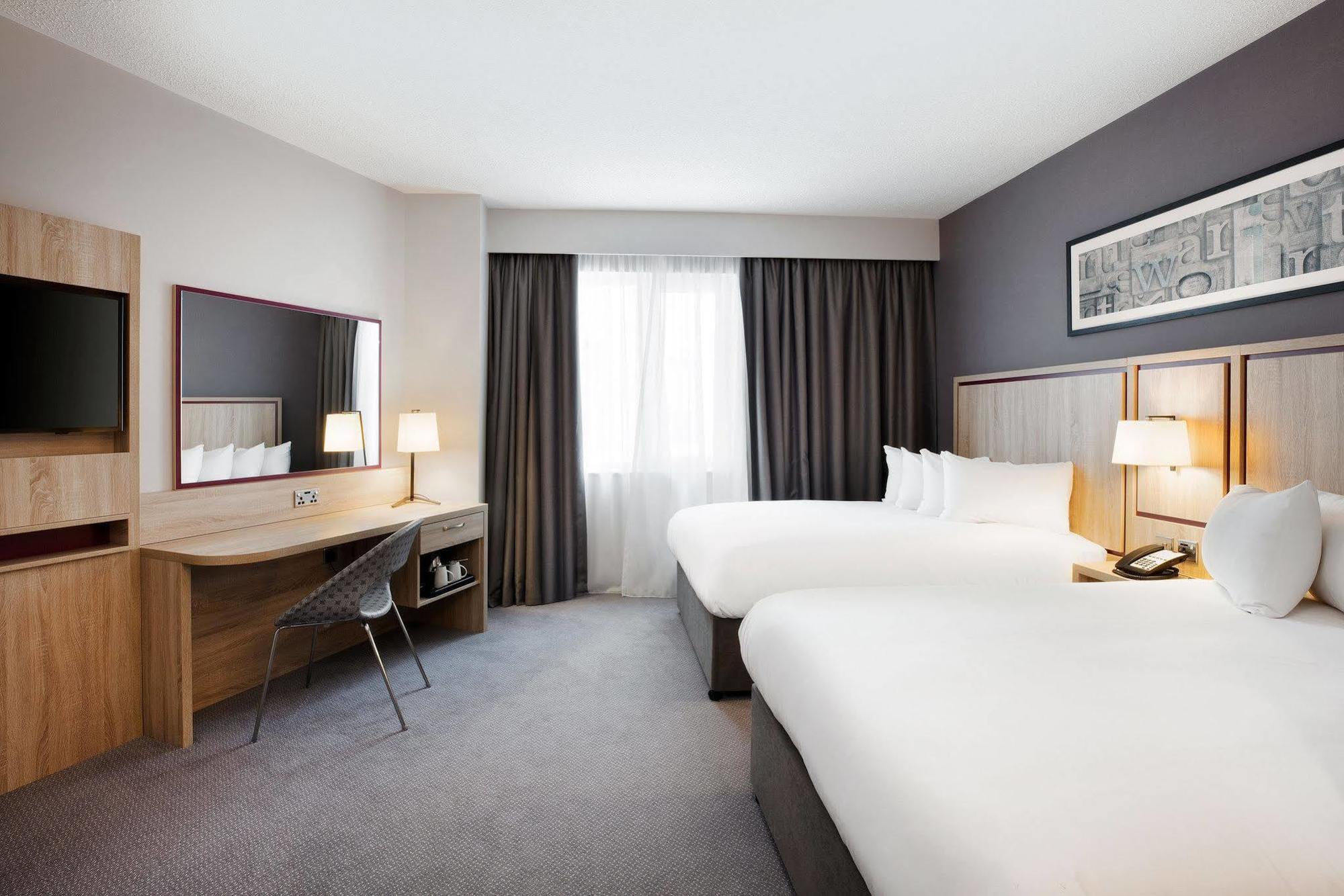 Leonardo Hotel London Watford Уотфорд Экстерьер фото